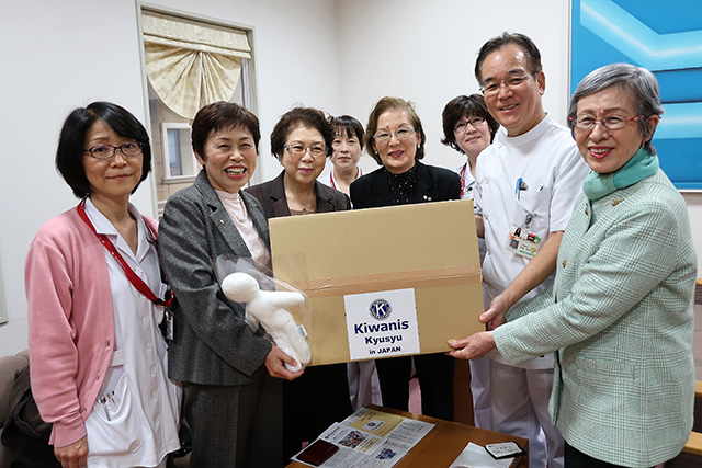 熊本赤十字病院へ寄贈